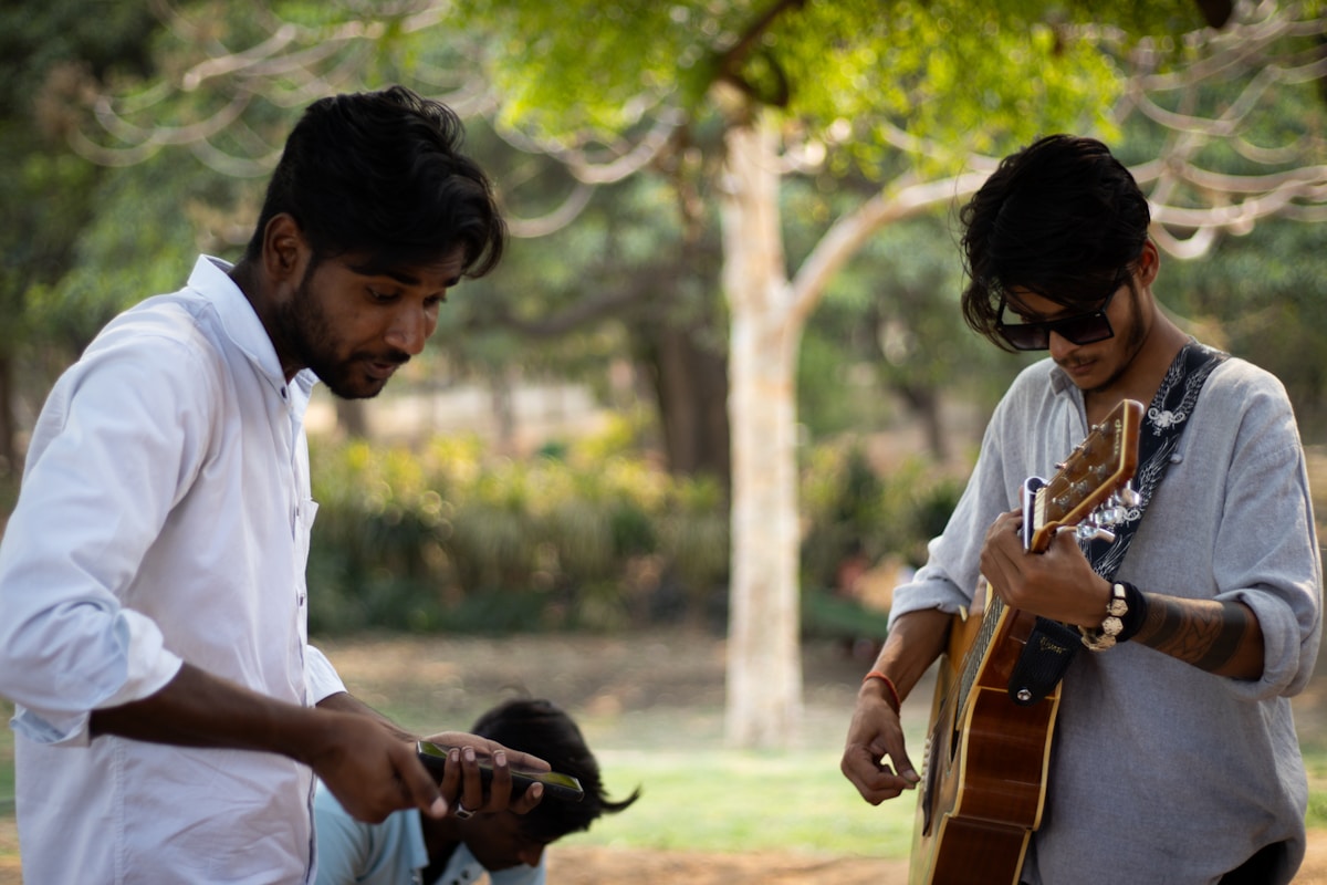 Conservationists Give Regent Honeyeaters a Musical Lifeline Through Innovative 'Singing Lessons'
