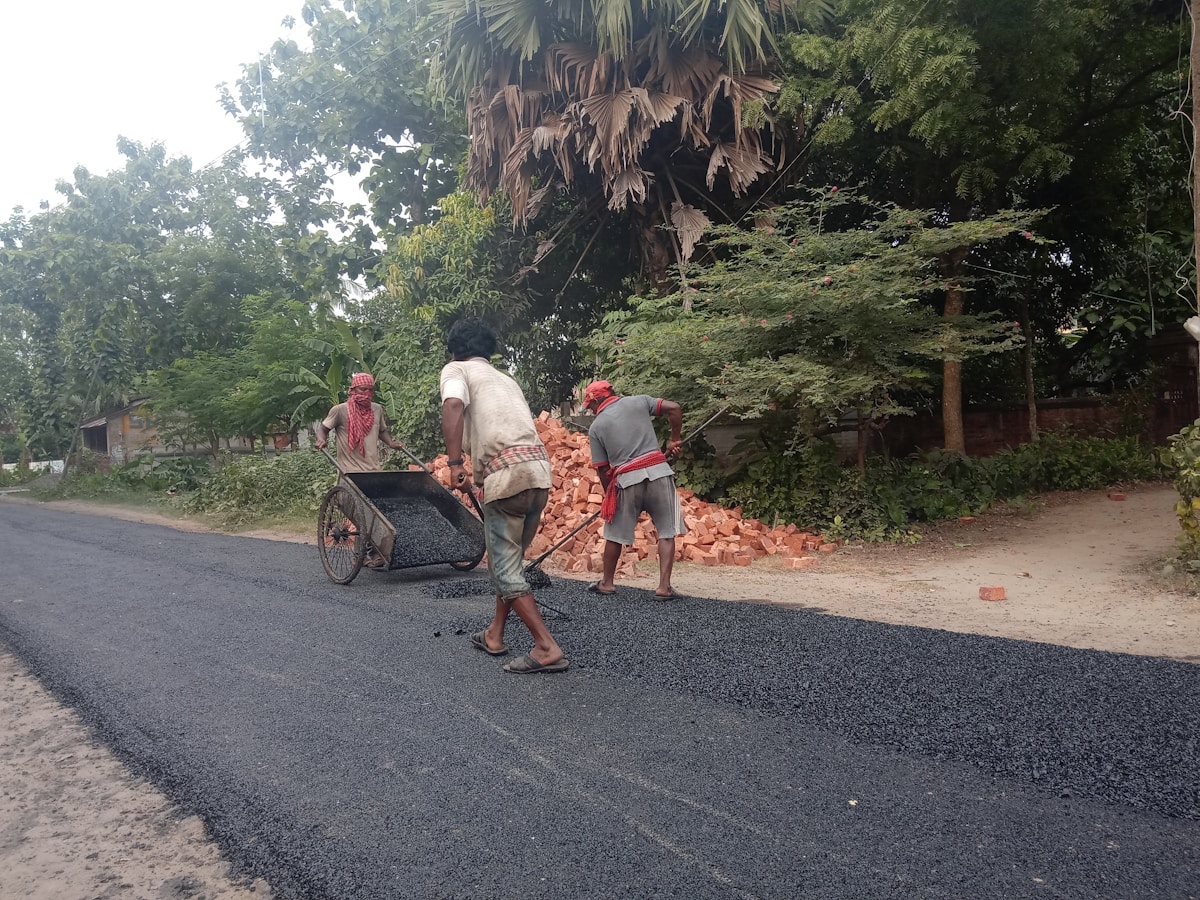 Hungarian Company Transforms Hard-to-Recycle Waste Into Durable Road-Building Material