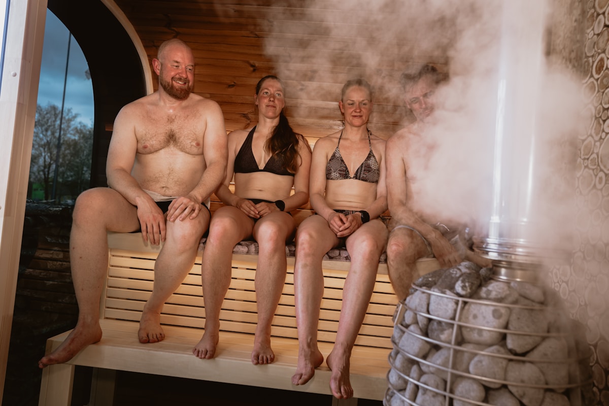 Hot Tub Soaks Deliver Impressive Health Benefits—and They're More Accessible Than Saunas