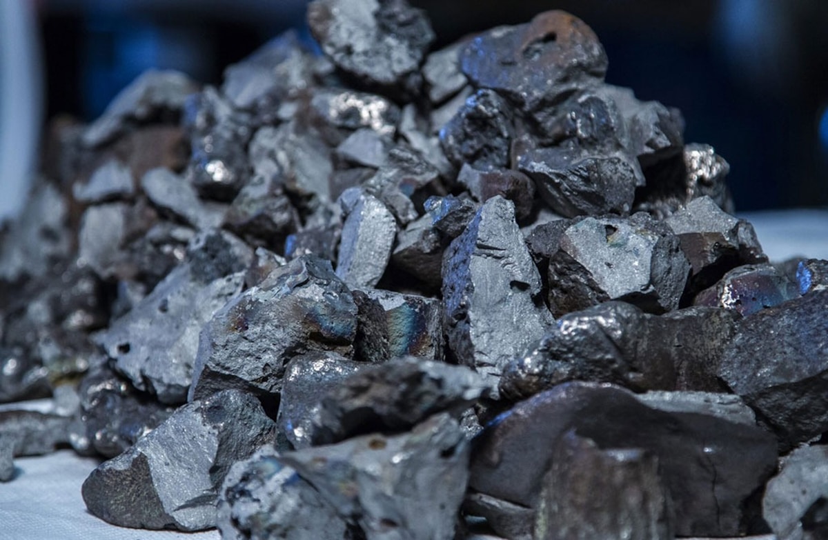 Scientists Discover Aluminum Breakthrough That Could Make Rare Metals Obsolete