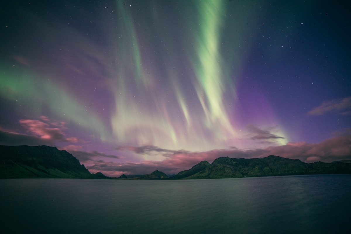 Spectacular Red Auroras Over Japan Reveal New Insights Into Solar Activity