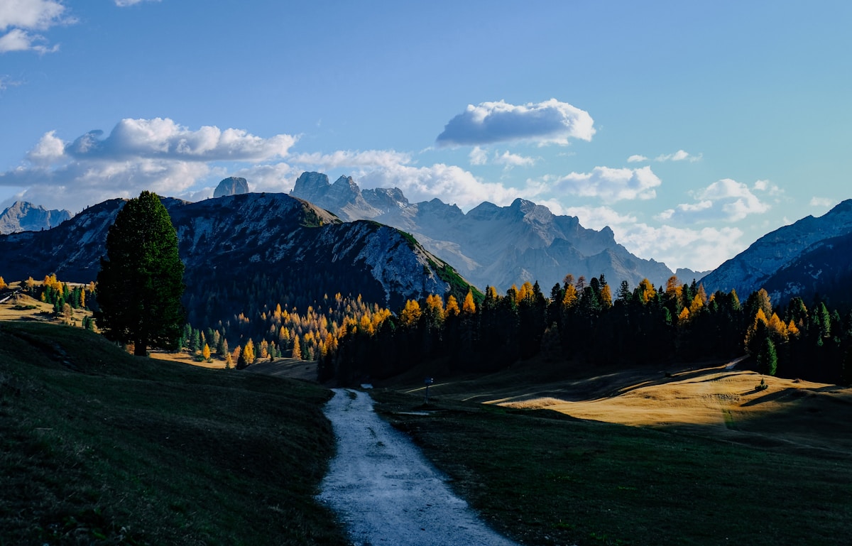Italy Creates Network of Historic Walking Trails to Combat Over-Tourism