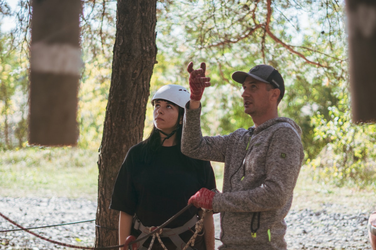 University Professor Climbs New Heights to Give Forestry Students Hands-On Canopy Experience