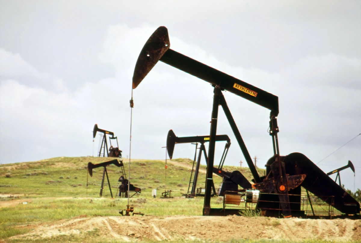 How Repurposing Old Oil Fields Could Solve the Data Center Dilemma