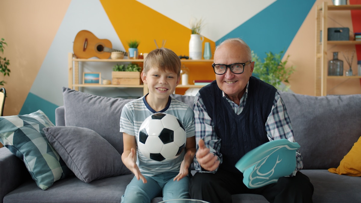 Grandson Who Spent Life Savings to Take Grandfather to the World Cup Receives Surprise $13,000 Gift