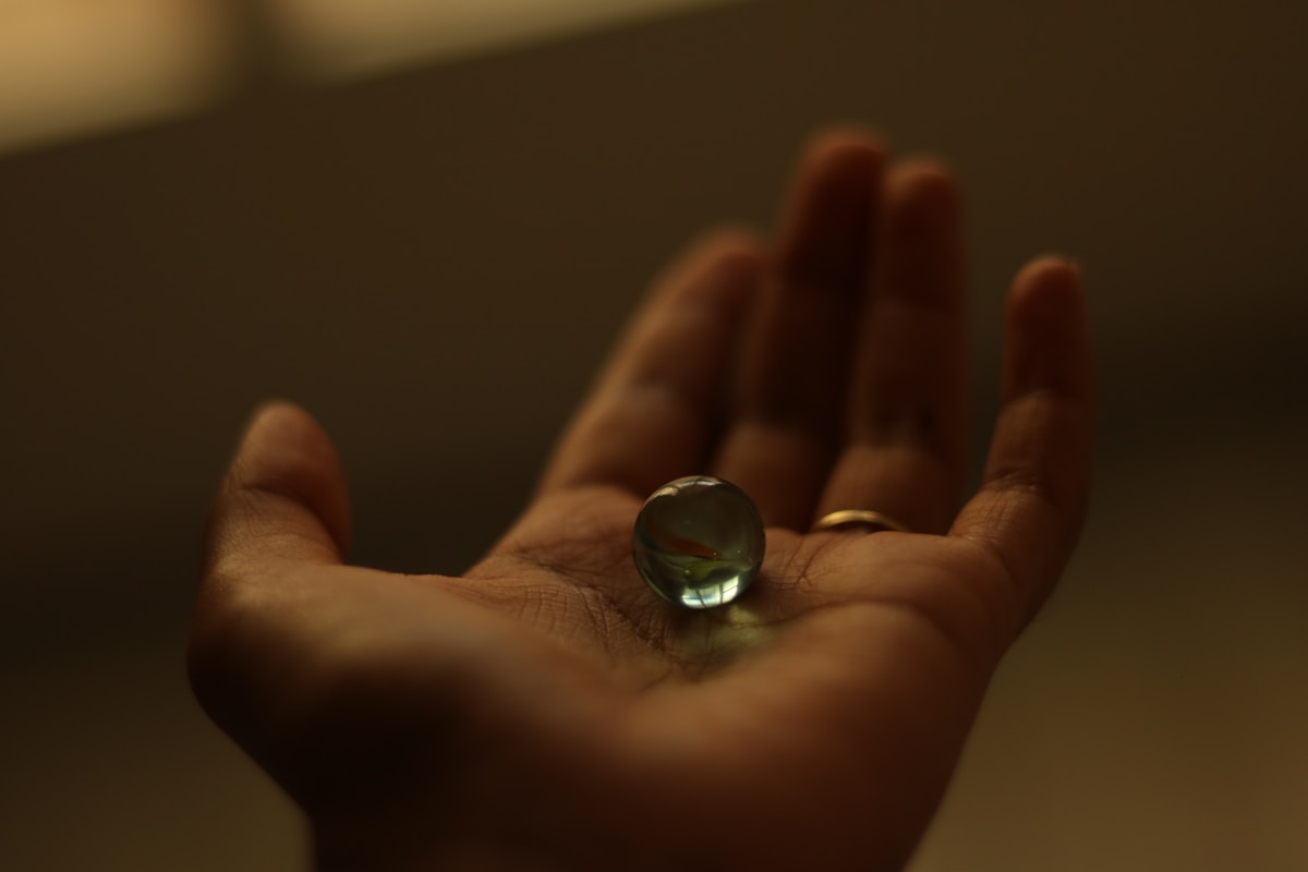 Quantum Magic Reaches the Palm of Your Hand with Centimeter-Sized Crystal Discovery