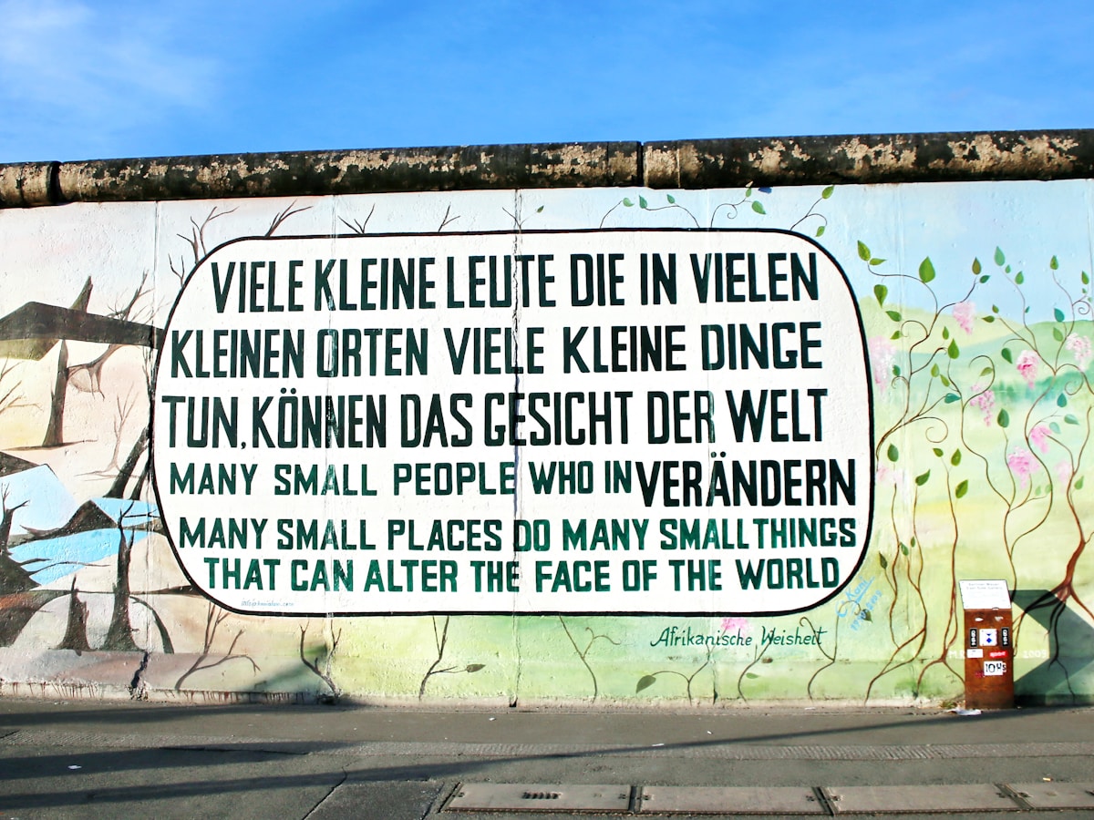 A Symphony of Freedom: Remembering the Historic Concert That Celebrated the Fall of the Berlin Wall