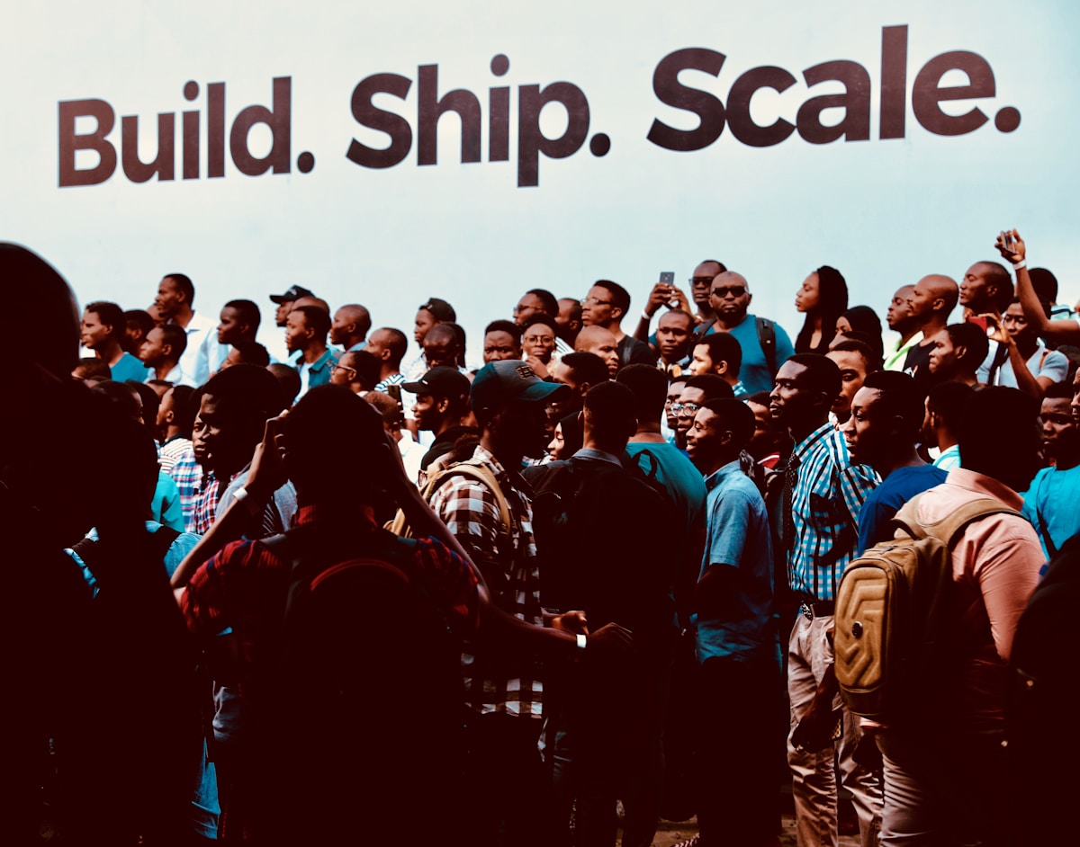 Former Boatbuilding CEO Gifts His Entire Multi-Million Dollar Company to Charity After 58 Years of Leadership