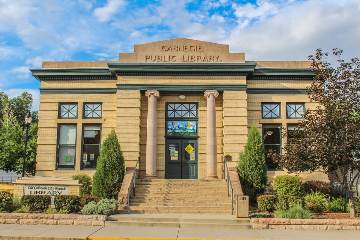 Colorado Library Reopens as Unique Outdoor Learning Hub with Gear and Expert Programming