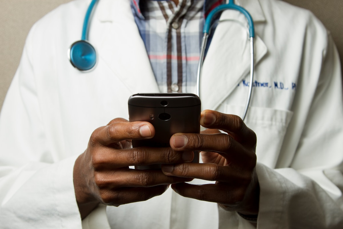 Mobile Medicine: How Rotating Physicians Are Revitalizing Healthcare in Rural French Towns