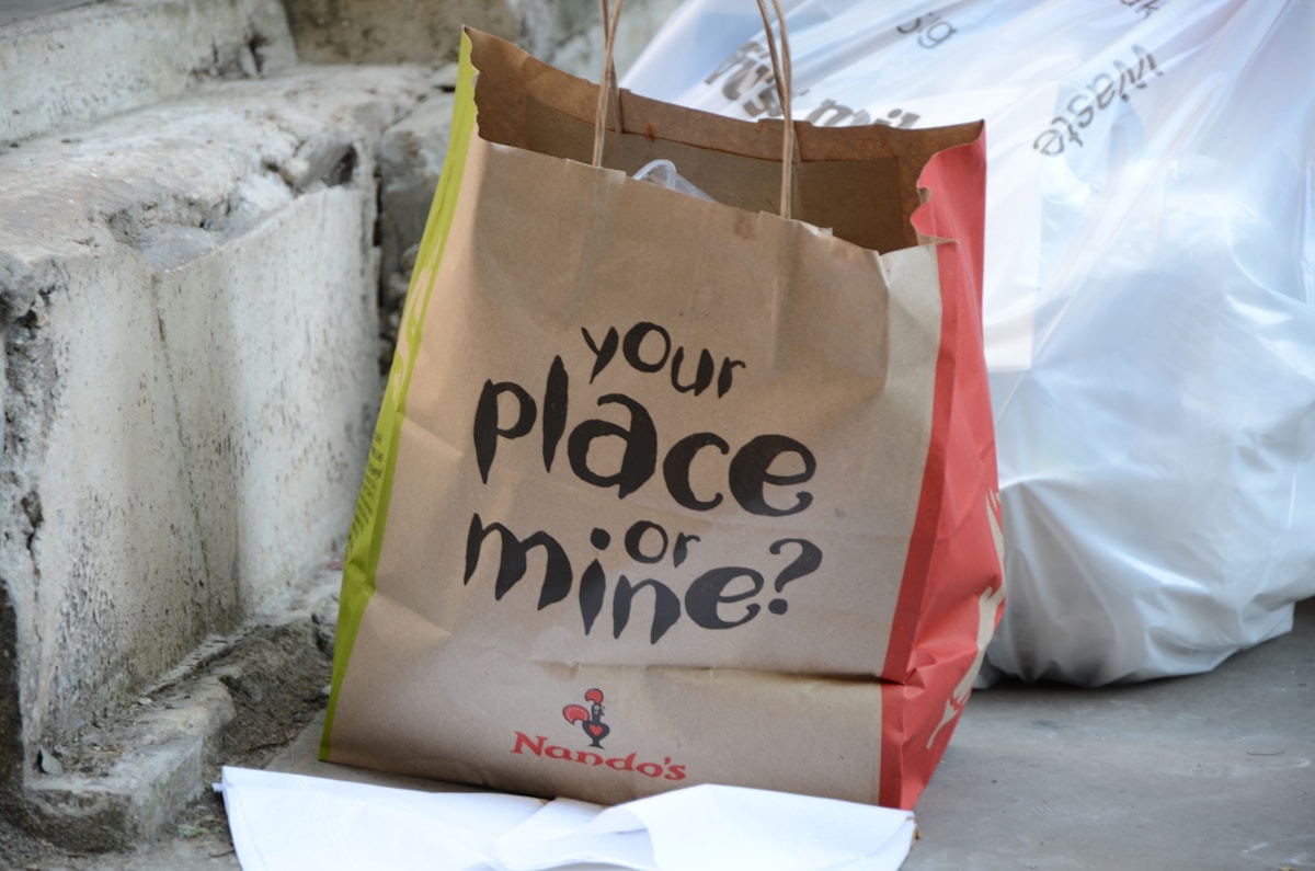 A Simple Thank-You Note on a Food Delivery Bag Inspires Thousands to Fund a Couple's Dream Wedding