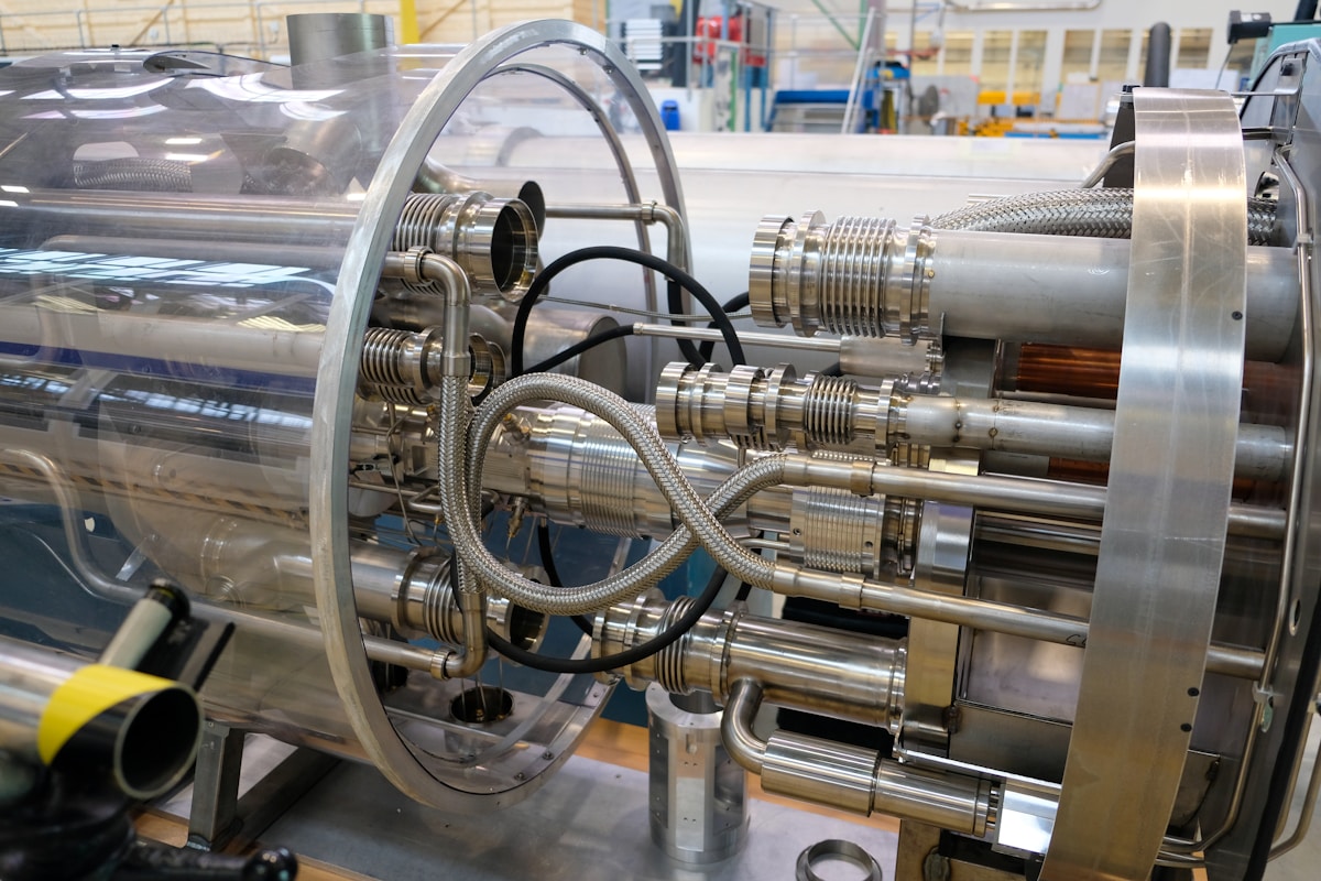 Microscopic Quantum Engines Unlock the Hidden Potential of Waste Heat