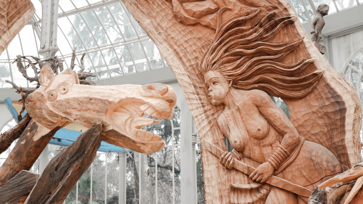 From Chainsaw to Masterpieces: Self-Taught UK Sculptor Builds Thriving Creative Career