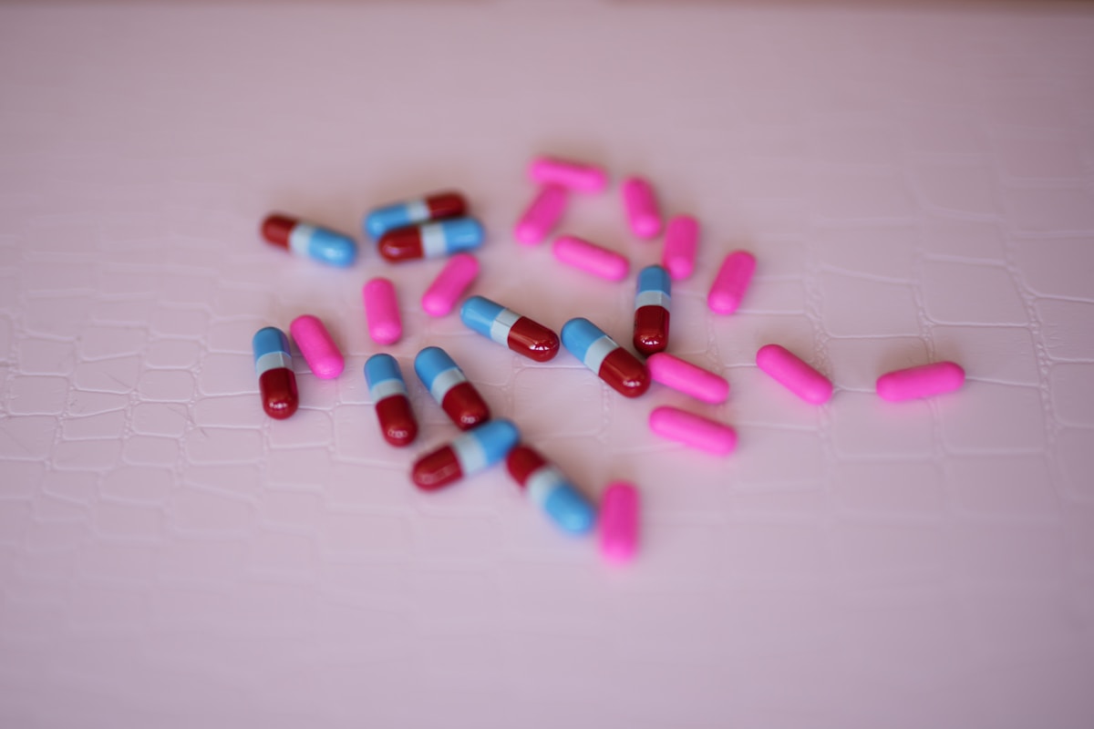 A Simple Everyday Supplement and Aspirin May Rival Antibiotics in Treating Severe Gum Disease