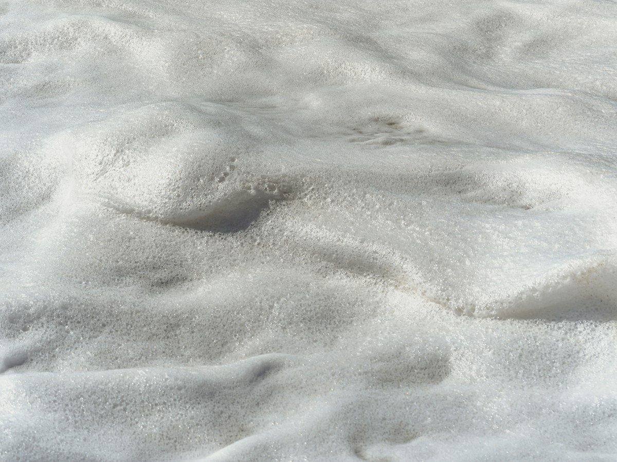 Nature-Inspired Foam Creates Brilliant White and Waterproof Materials Without Toxic Chemicals