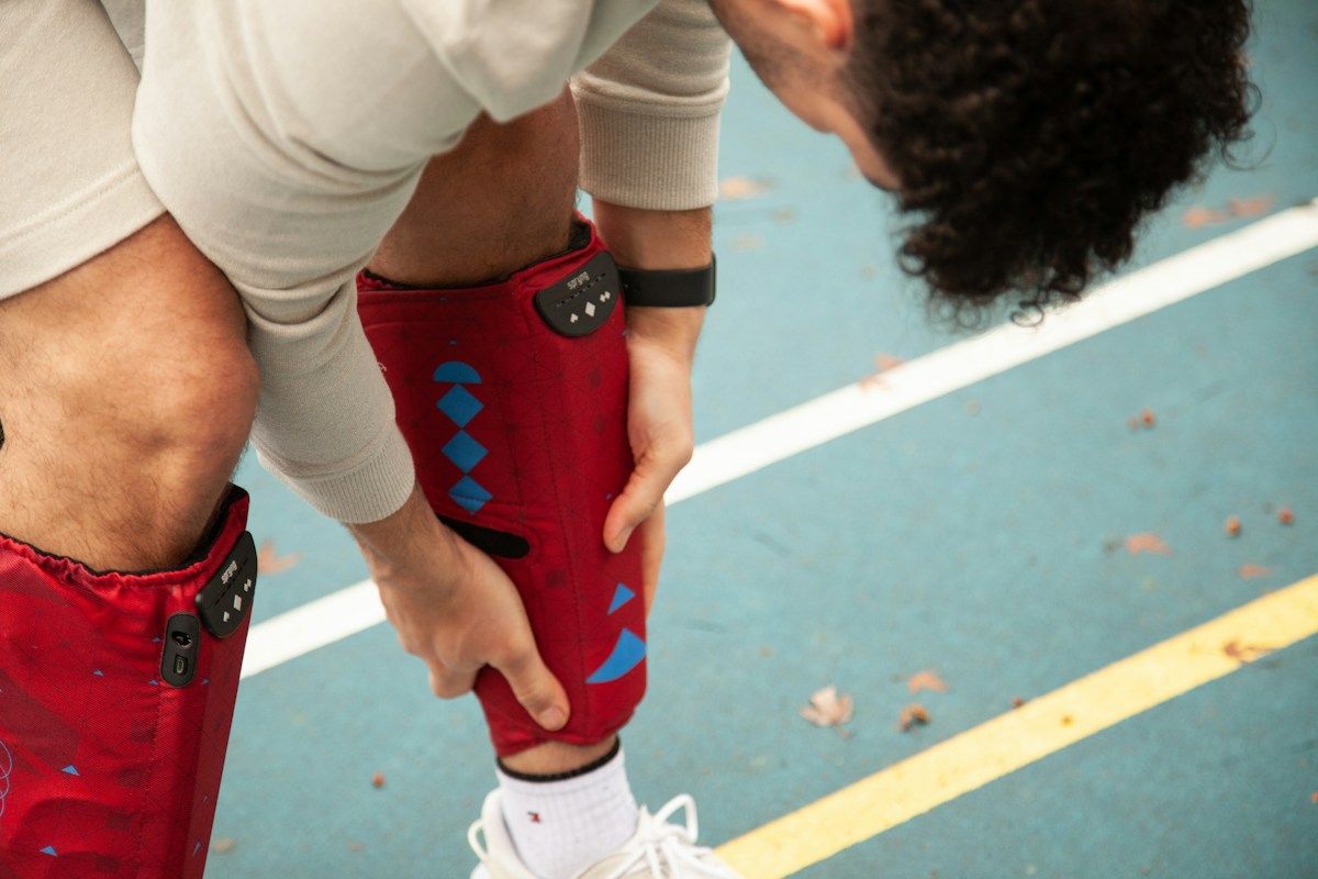 Simple, accessible treatments like knee braces and exercise offer the best relief for arthritis, major study finds