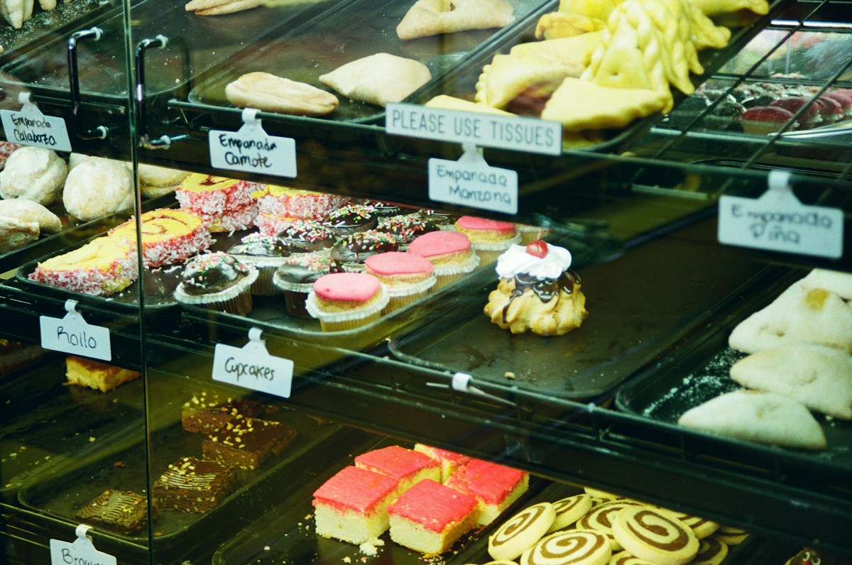 Texas high schoolers bake a difference by donating 100% of cookie sales to charity
