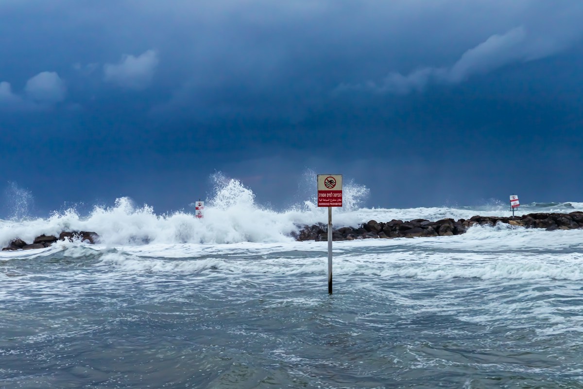 Decades of Hurricane Hunter Data Unlock New Early Warnings for Rapid Storm Strengthening