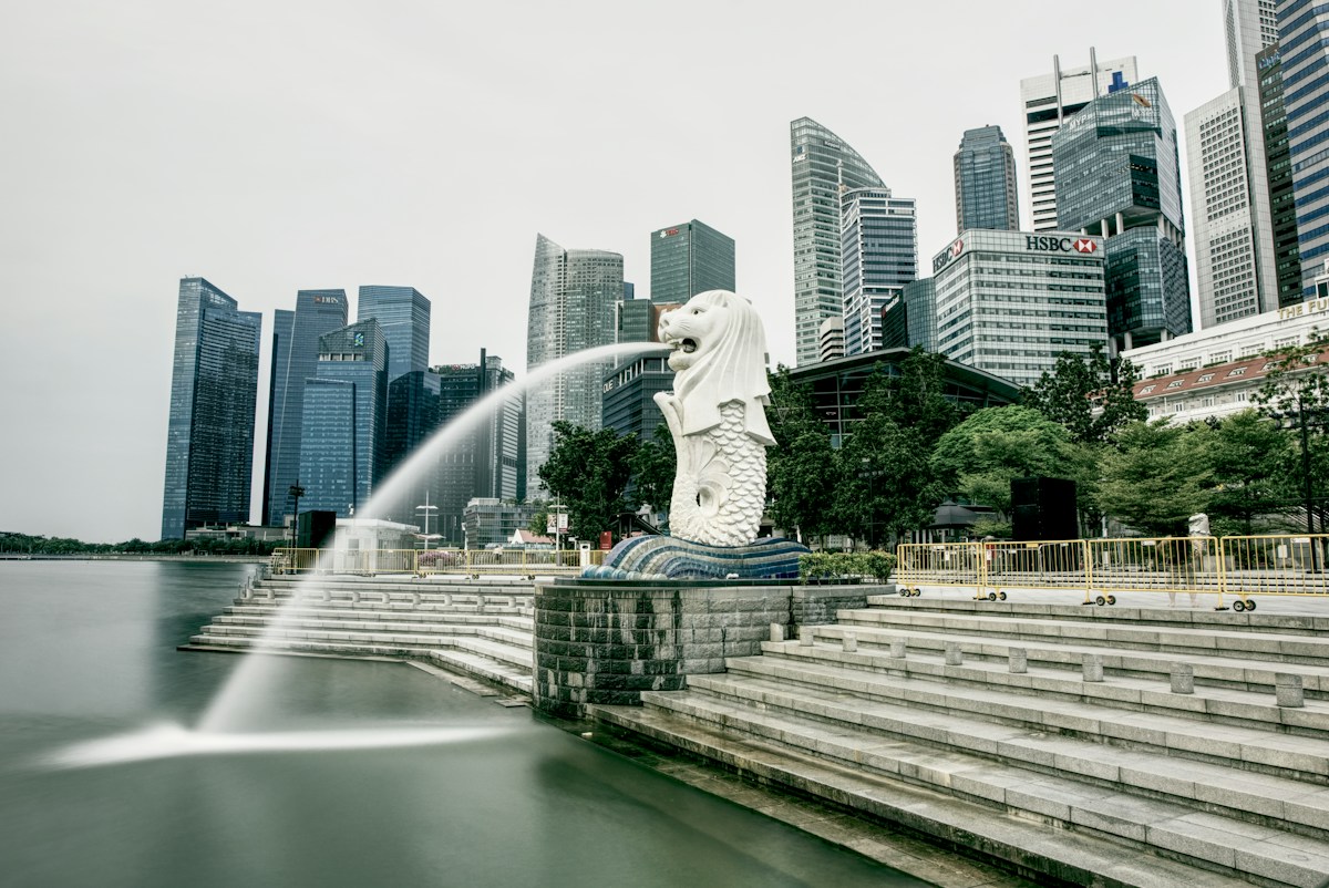 Page-Turners Welcome: How Singapore is Rewarding Citizens for Diving into Books