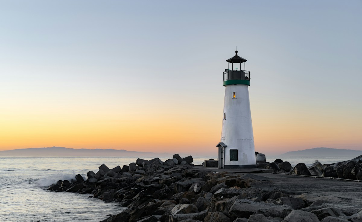 Shedding Light in Times of Need: How Grassroots 'Community Lighthouses' Are Supporting Neighbors