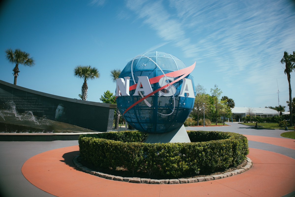 Connecting the Cosmos: NASA and Nokia Partner to Build the Moon's First 4G Network