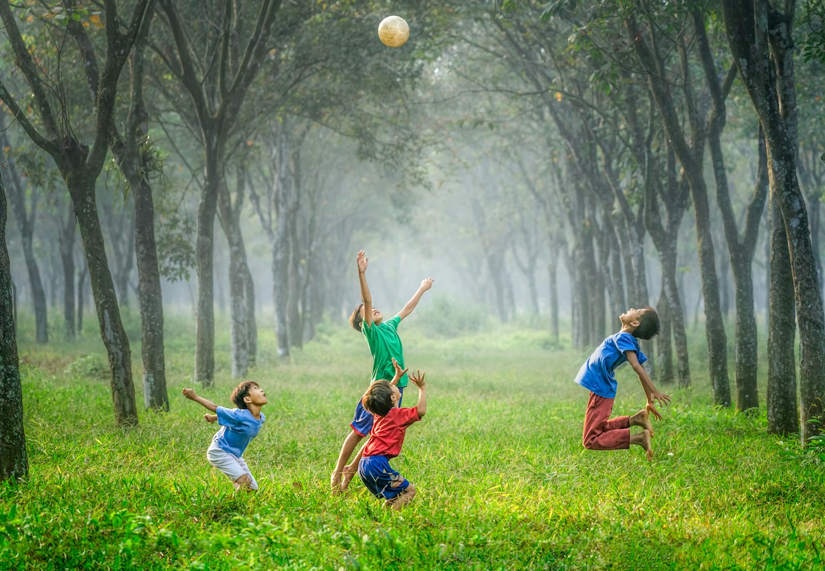 Childhood Activity May Make Lifelong Fitness Effortless, Study Suggests