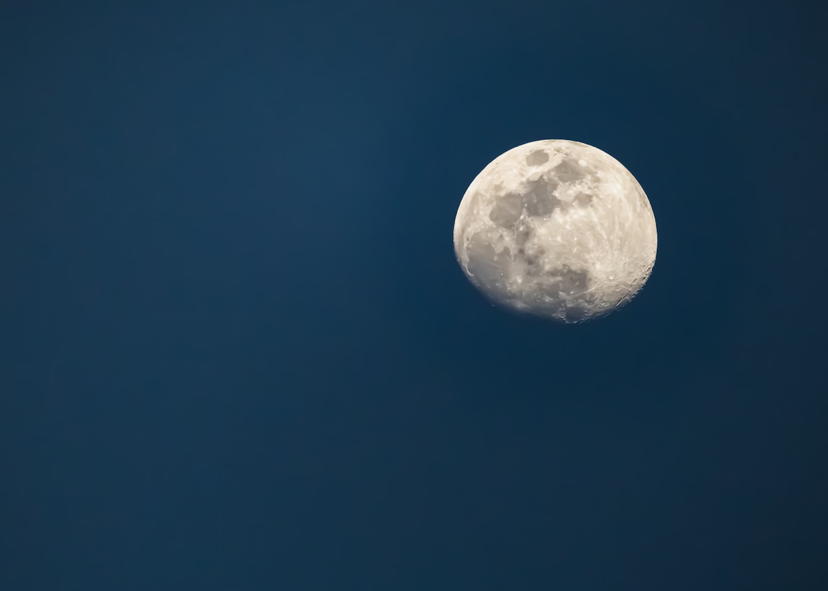 Pink Moon Lights Up the Sky on May 1st – Here's When to Look Up!