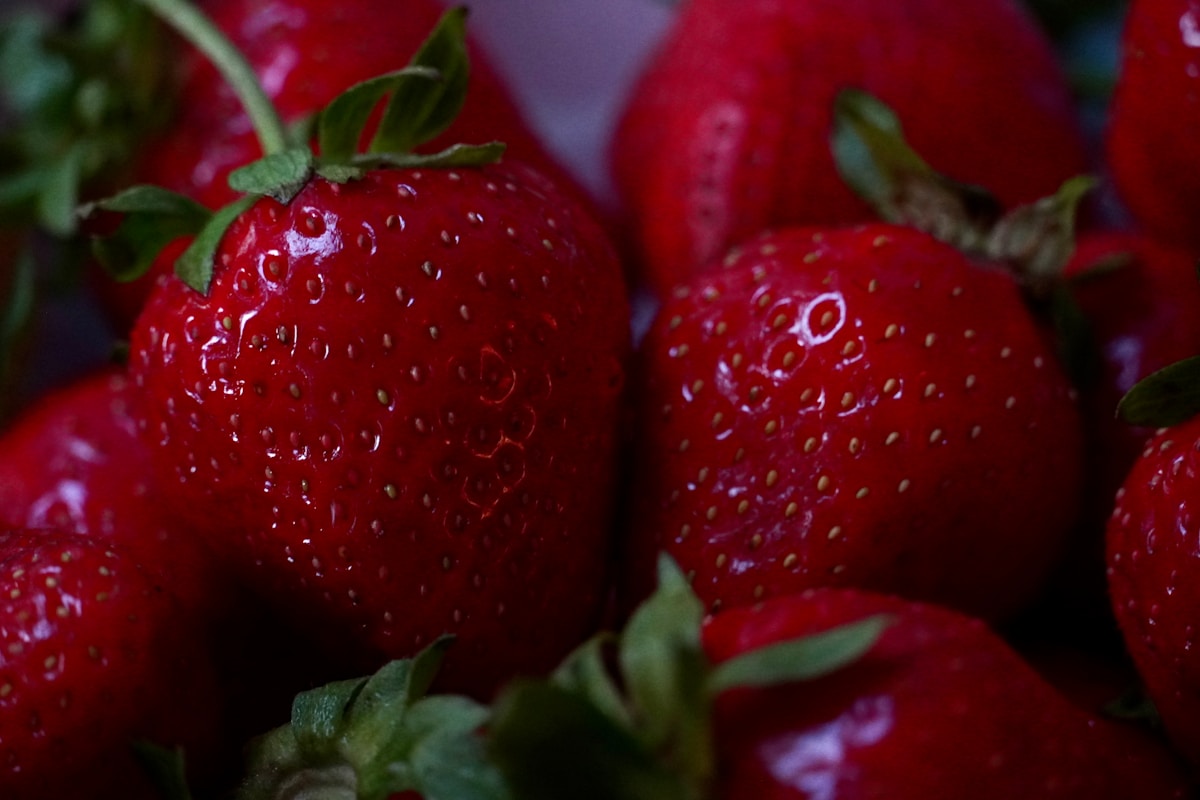 Scientists Just Made Strawberries Tastier AND Healthier With a Tiny Genetic Tric