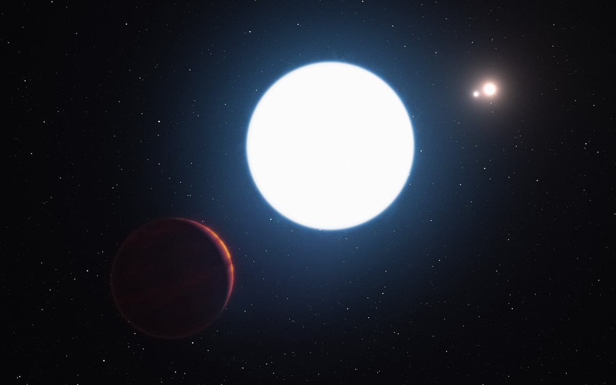 Two Weird Planets Found Together When They Should Be Alone