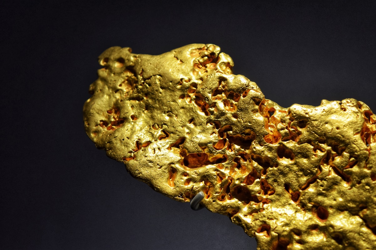 Discover the Secret Superpower That Keeps Gold Shiny Forever!