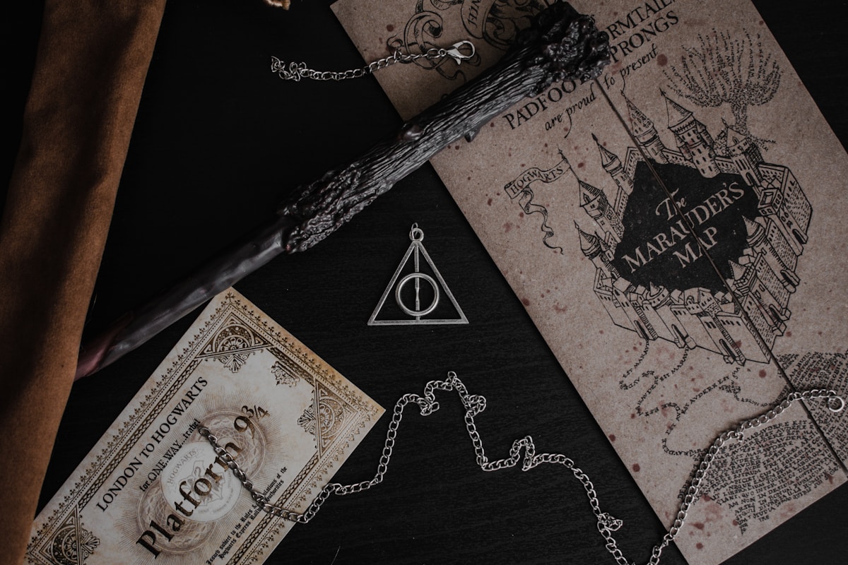 Jon Snow Joins Harry Potter as the Newest Hogwarts Teacher!