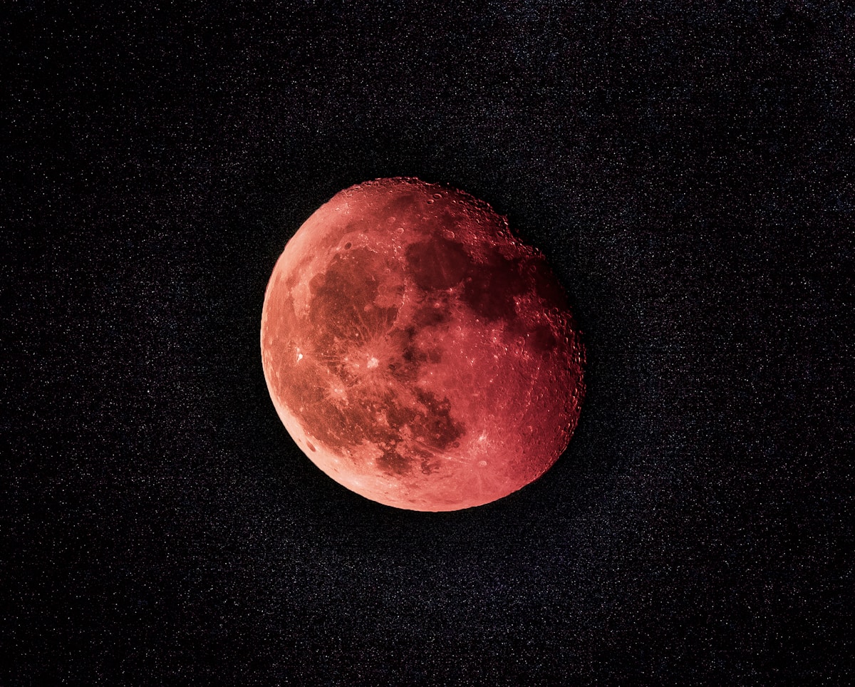 The Moon Is Turning Red This Week in a Spectacular Space Show!